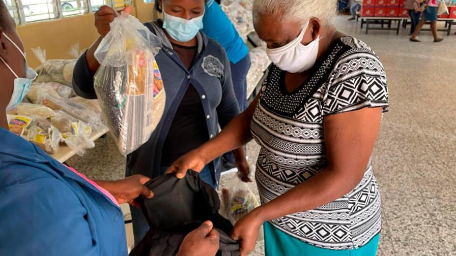 El programa de alimentos en las escuelas sumó a 3,000 familias en la pandemia