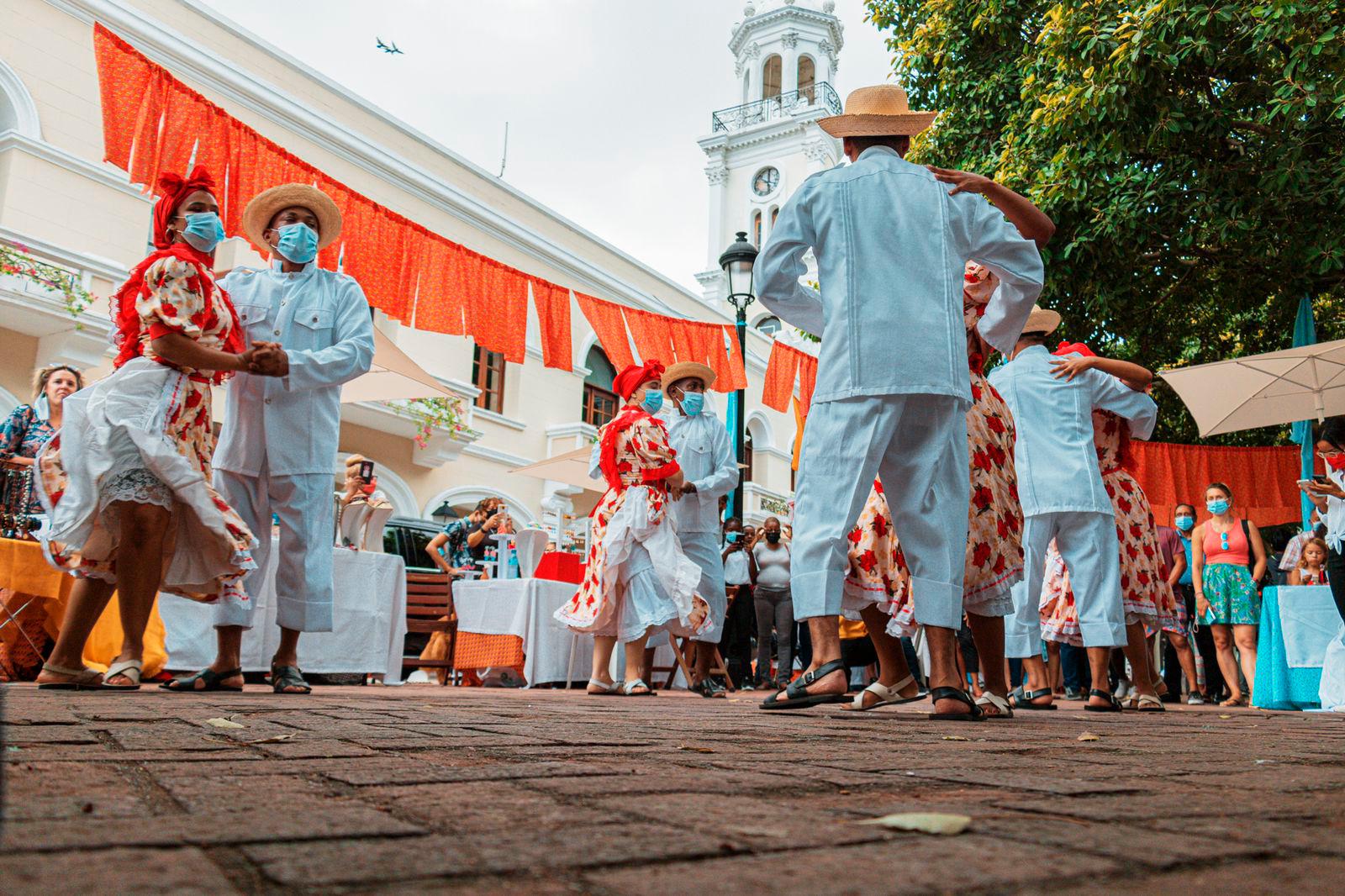 La festividad incluyó actos oficiales, culturales y religiosos.