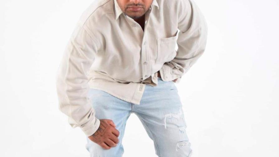 “MCCarlos” estrena nuevo tema y vídeo musical “Caramelo” 