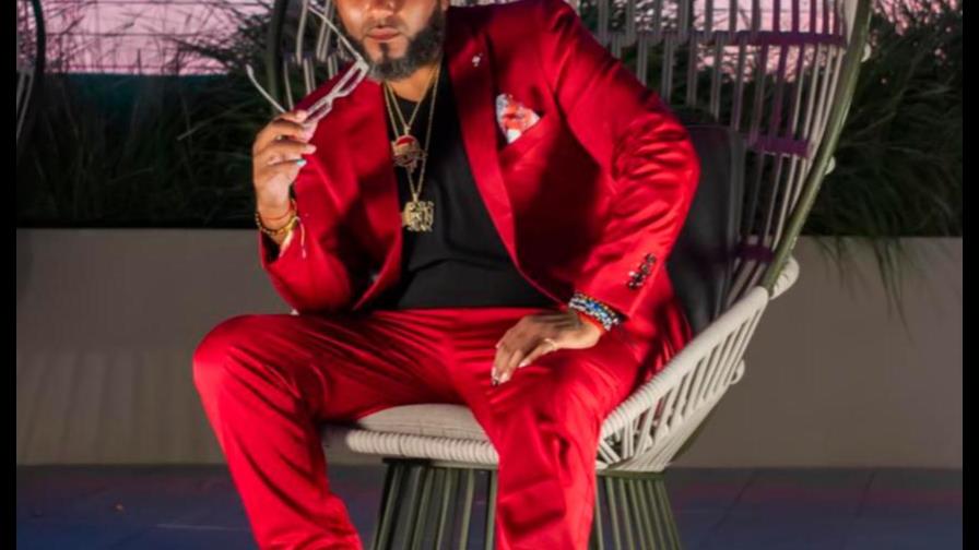 “World Latin Star” anuncia nueva temporada del programa radial “La parada urbana” 