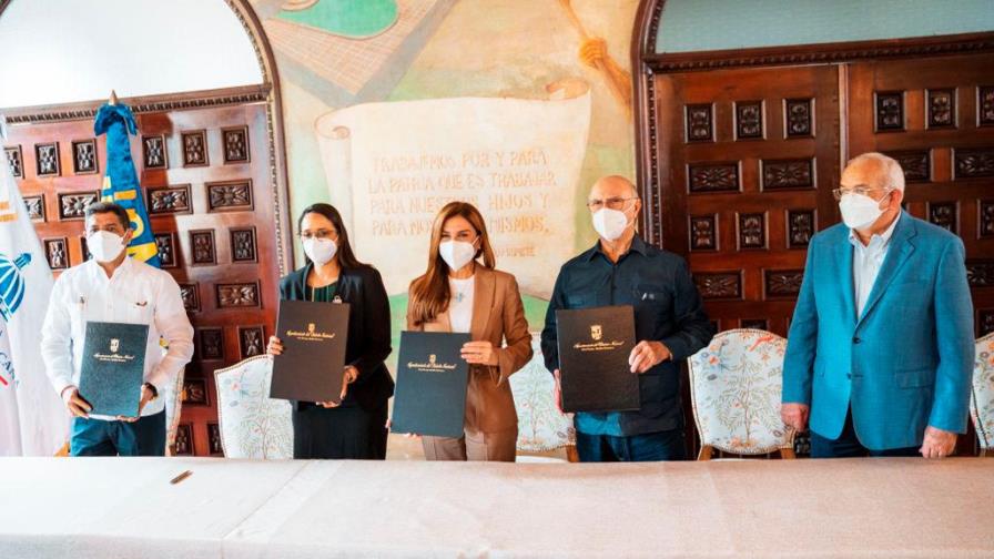 ADN e IICA firman acuerdo de cooperación para modernizar los mercados del DN