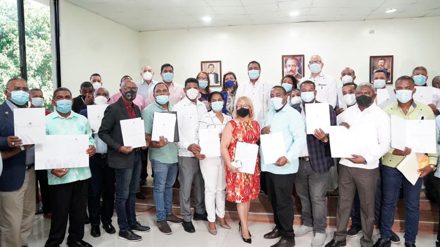 Gobierno asigna 37 millones de pesos para obras en San Juan  