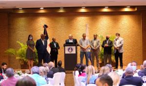 PRM lanza su escuela de formación política "Yvelisse Prats de Pérez"