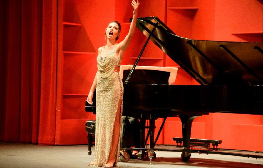 Soprano Serena Sáenz ofrece un recital lírico fuera de serie