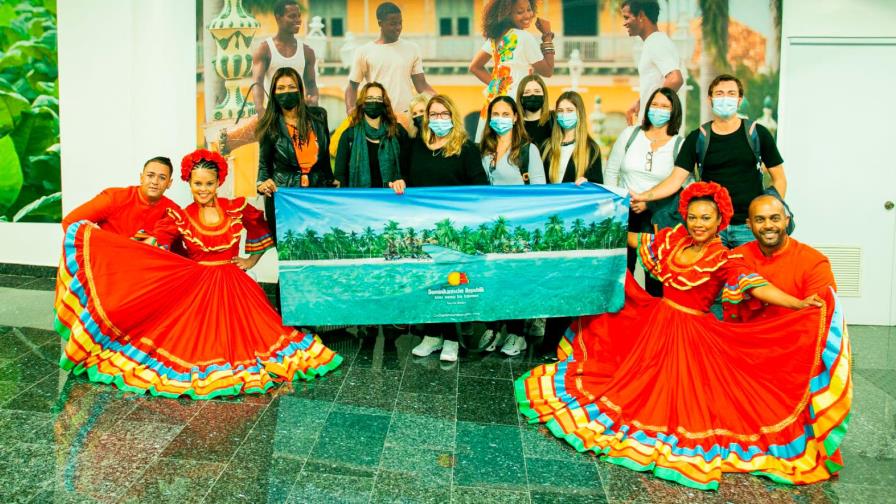 Vuelo con grupo de 25 agentes de viaje reactiva turismo suizo a Puerto Plata 