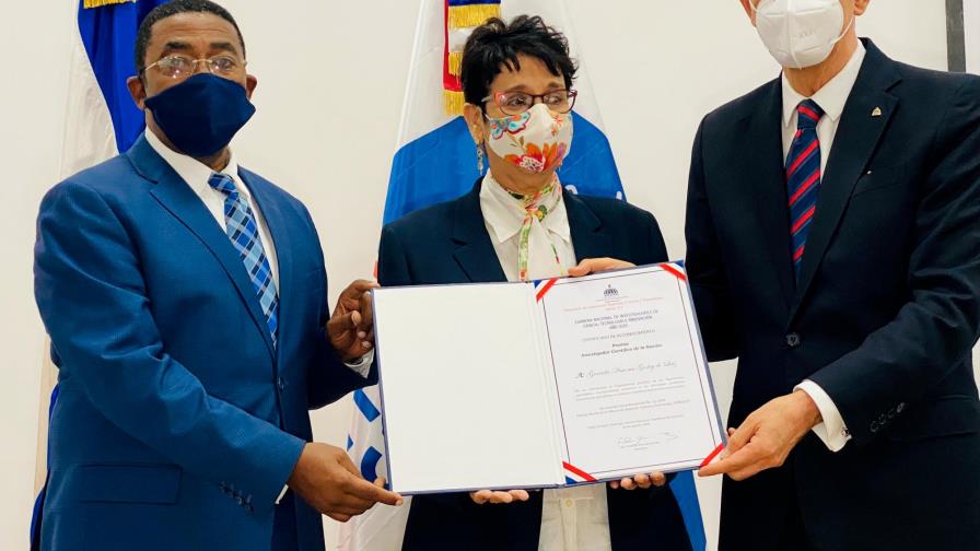 MESCYT incorpora a 392 nuevos miembros a la Carrera Nacional de Investigadores en Ciencia, Tecnología e Innovación MESCYT incorpora a 392 nuevos miembros a la Carrera Nacional de Investigadores en Ciencia, Tecnología e Innovación