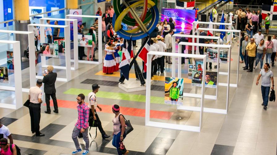 “Rostros que se mueven con el desarrollo“