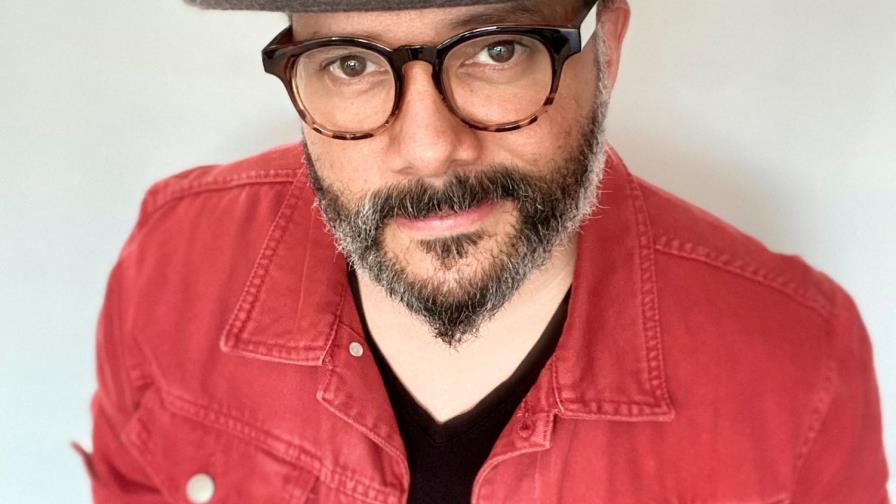 Pavel Núñez celebra sus pasos en el arte