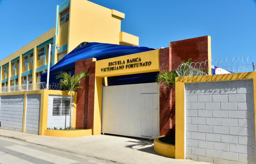 Presidente Danilo Medina entrega nueva escuela en Villa Mella para 945 estudiantes