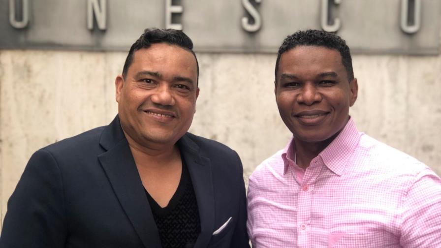 Raymond y Miguel llevan su alegría a París invitados por RD UNESCO Raymond y Miguel llevan su alegría a París invitados por RD UNESCO