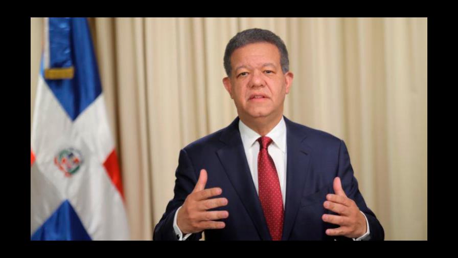 Leonel Fernández fijará posición esta noche sobre el voto automatizado