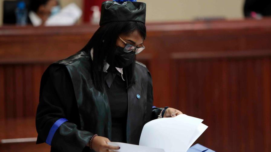 Inicia juicio de fondo contra los que echaron “ácido del diablo” a Yocairi Amarante