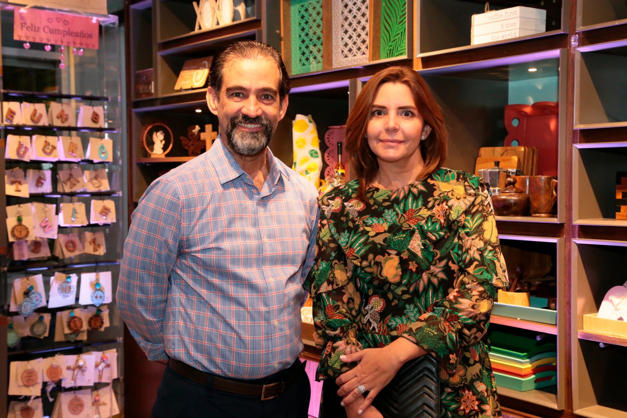 Jorge Urgal y Mariajose Turull de Roig.