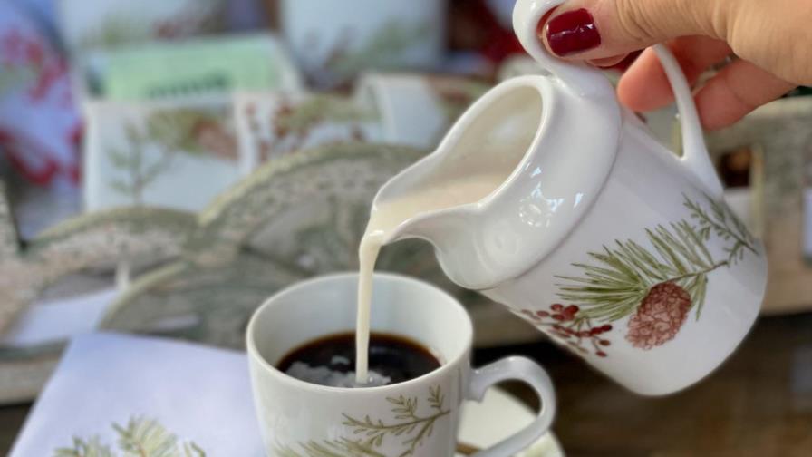 “Navidad eterna”, la nueva colección de café de Sandy Pou y Porcelana Simó