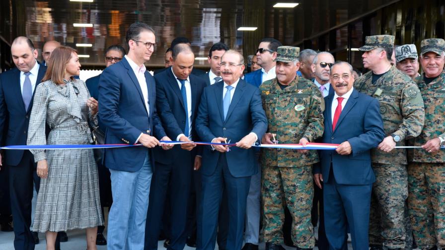 Presidente Danilo Medina inaugura puesto interagencial en Estero Hondo