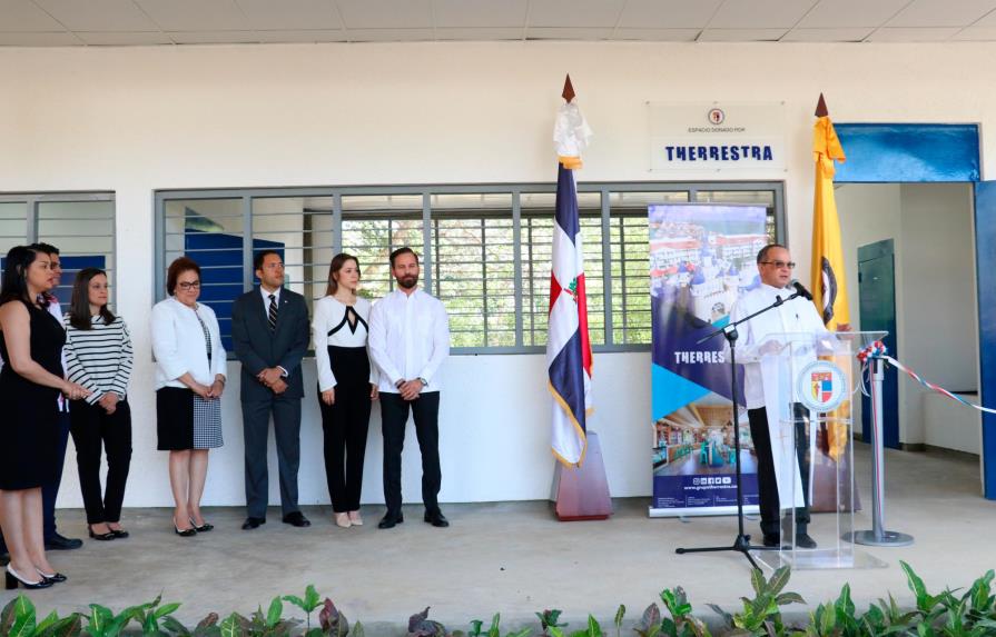 Rector PUCMM dice es positivo anuncio de la reconstrucción del puerto de Manzanillo
