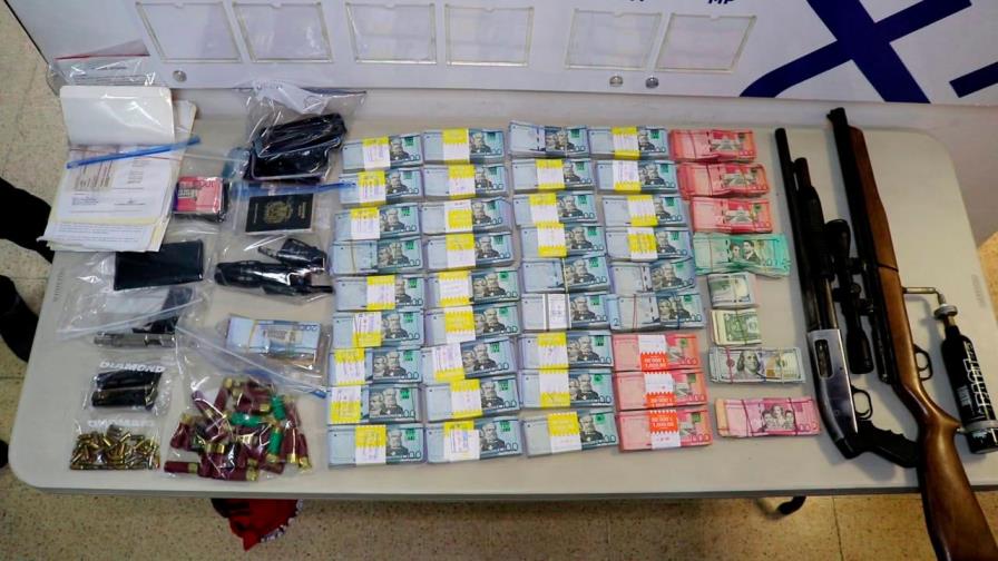 Apresan a 15 personas en nuevos allanamientos en Santiago por narcotráfico 