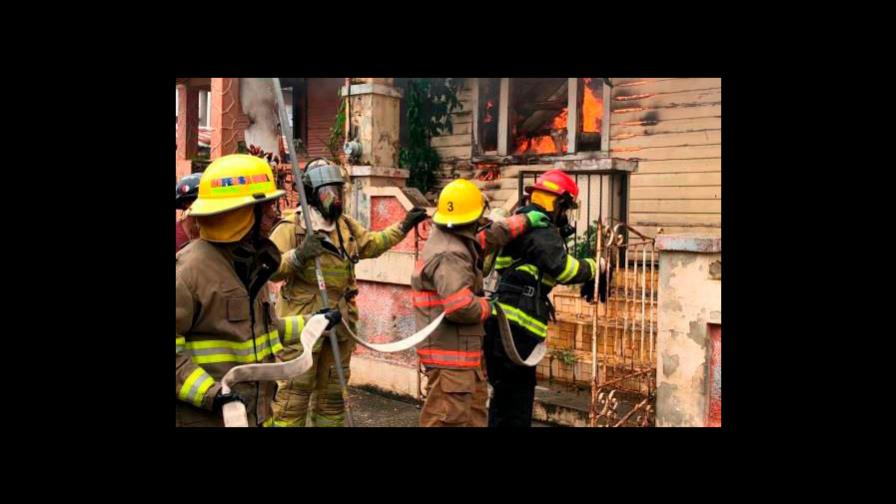 Mujer muere carbonizada al incendiarse vivienda en Puerto Plata