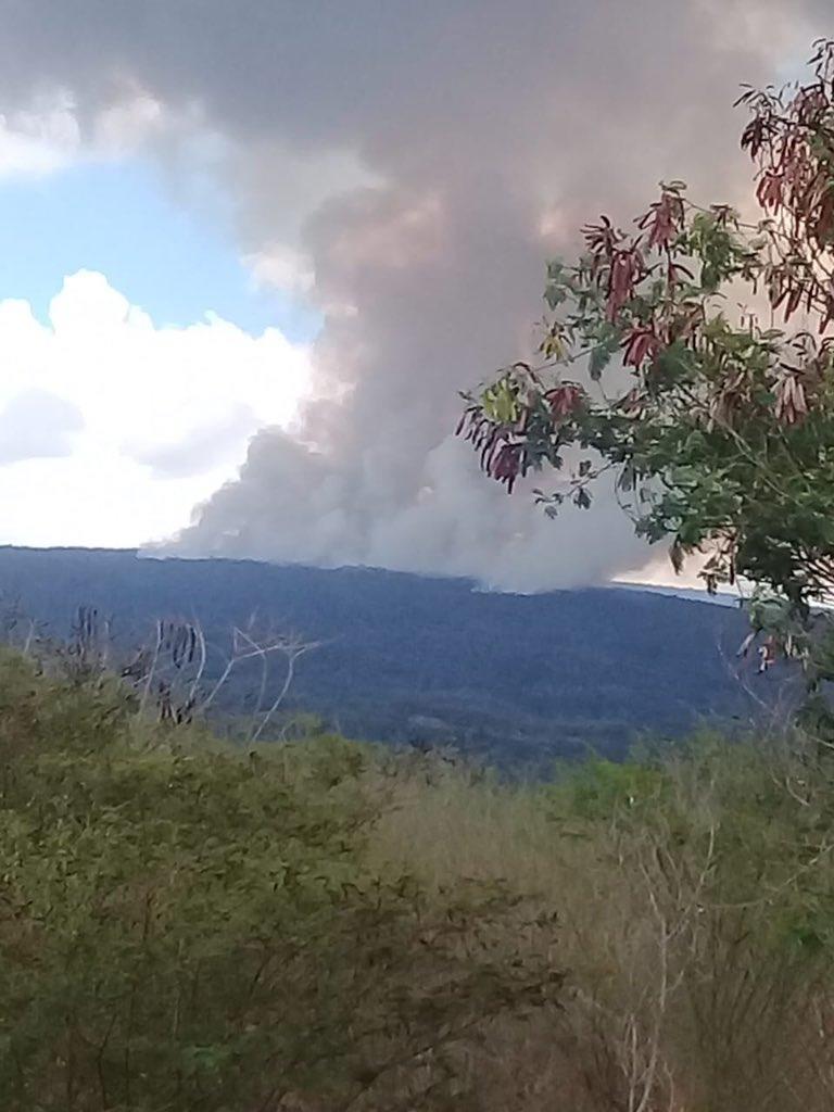 Fuego en Sierra de Bahoruco sigue sin control