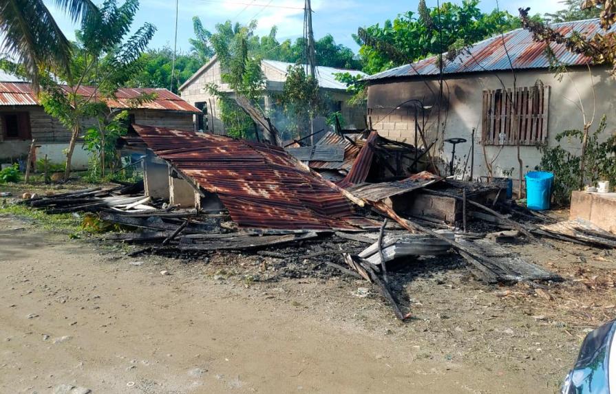 Policía apresa hombre que incendió vivienda de expareja en Gaspar Hernández