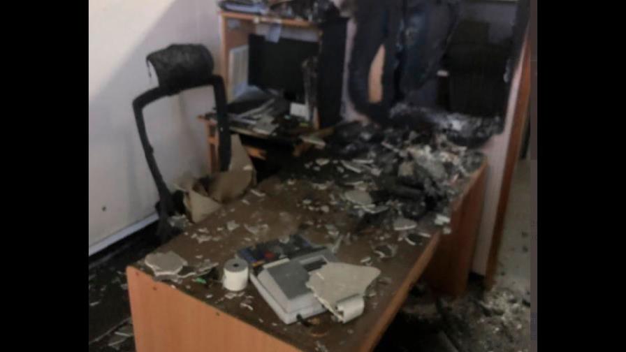 Fuego destruye documentos y equipos informáticos de área financiera del Ministerio de la Mujer  