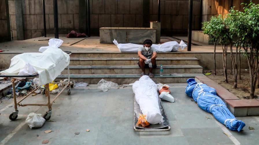 En India, con 20 millones de casos, crece la llamada a un confinamiento total