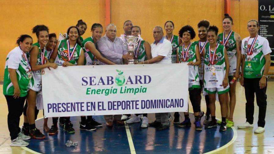Indias del San Vicente campeón del torneo nacional de basket femenino de Fedoclubes