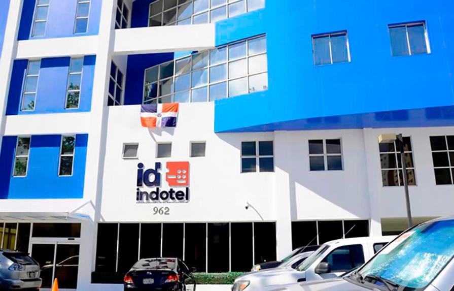 Indotel escucha opiniones sobre norma para revocar autorizaciones de servicios