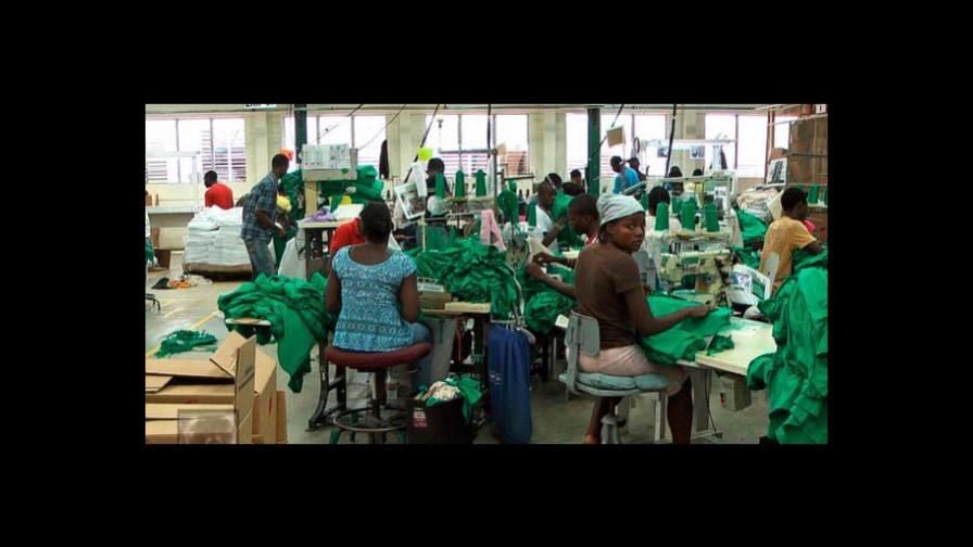 Haití reabrirá sus fábricas textiles el lunes tras cierre por coronavirus