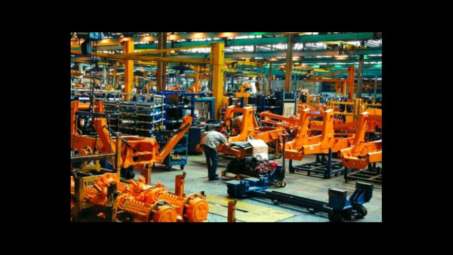 Inversión fija bruta en México cae 5.2% entre enero y octubre de 2019