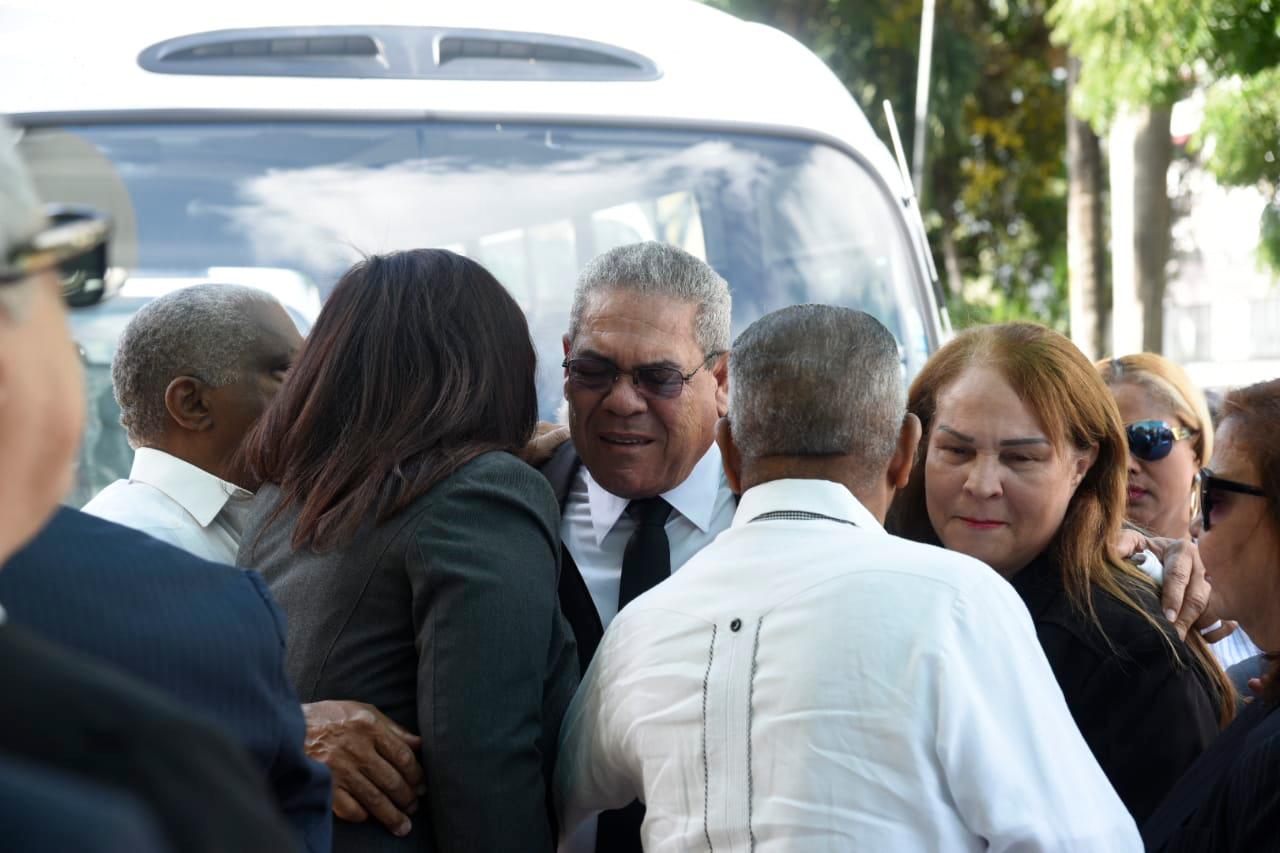 Familiares de Inés Bryan recibieron el pésame por su fallecimiento.