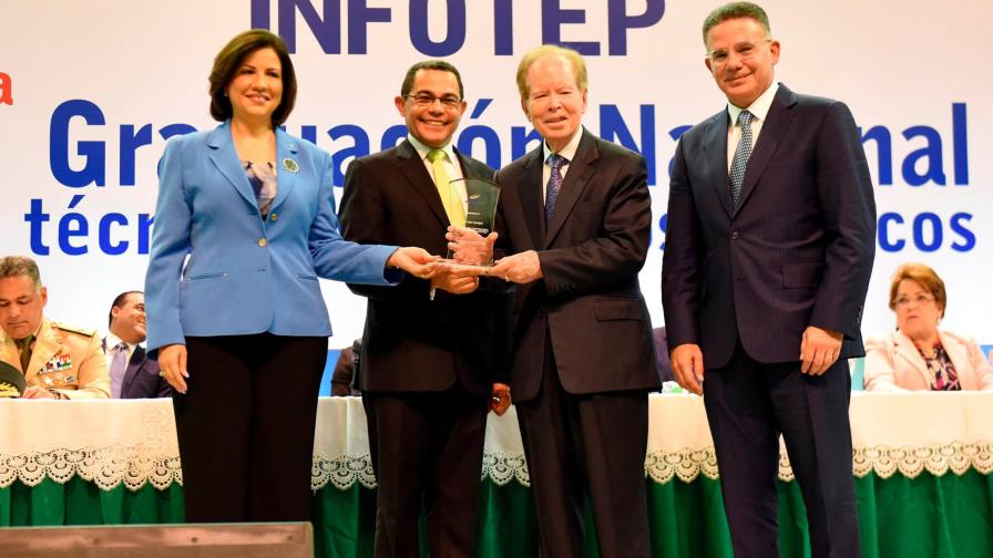 El empresario José Luis Corripio aboga por creación de una ley de primer empleo en el país