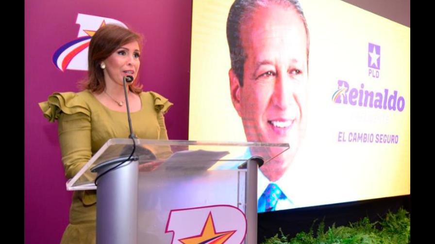 Mensaje de la esposa de Reinaldo, tras su renuncia a la precandidatura presidencial del PLD Mensaje de la esposa de Reinaldo, tras su renuncia a la precandidatura presidencial del PLD