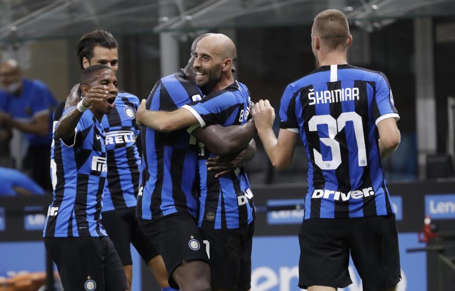 Inter empata 3-3 con Sassuolo y ve alejarse a la Juventus