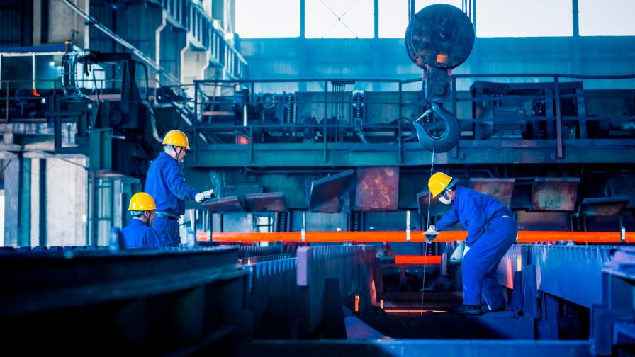 EE.UU. celebra el Día del Trabajo en medio de una inédita falta de empleados