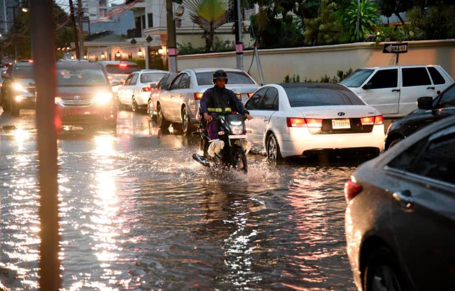 Seis provincias en alerta verde ante posibles inundaciones