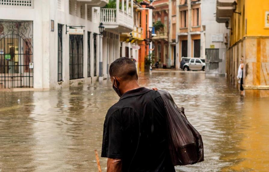 Colombia soporta lluvias catastróficas mientras huracán avanza rumbo a Centroamérica