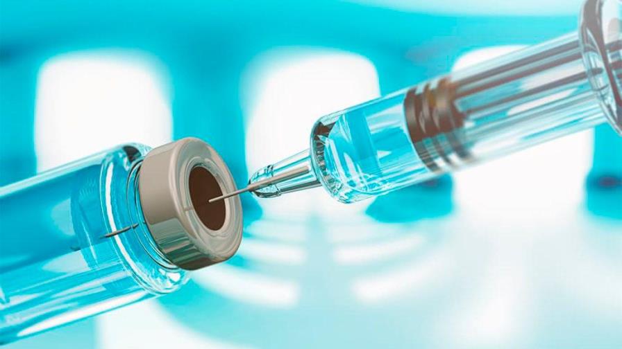 Novavax logra la vía rápida para la aprobación de su posible vacuna en EEUU
