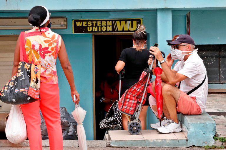 Western Union dejará de entregar remesas en Cuba desde el 23 de noviembre
