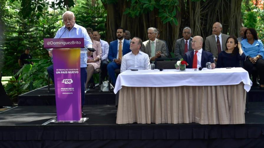 Isa Conde anuncia apoyo a Domínguez Brito y lo califica como  una “especie en extinción en la política”