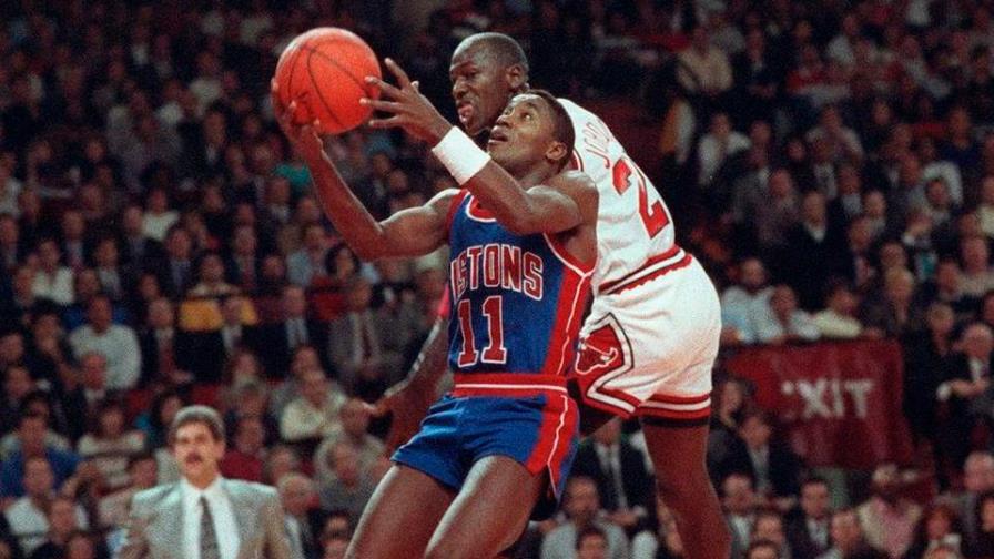 ¿Quién fue el responsable de que Isaiah Thomas quedara fuera del Dream Team: Jordan, Magic o Bird? 