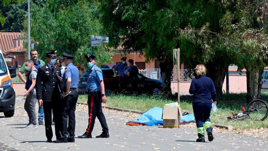 Hombre mata a tiros a un anciano y dos niños en las afueras de Roma Hombre mata a tiros a un anciano y dos niños en las afueras de Roma