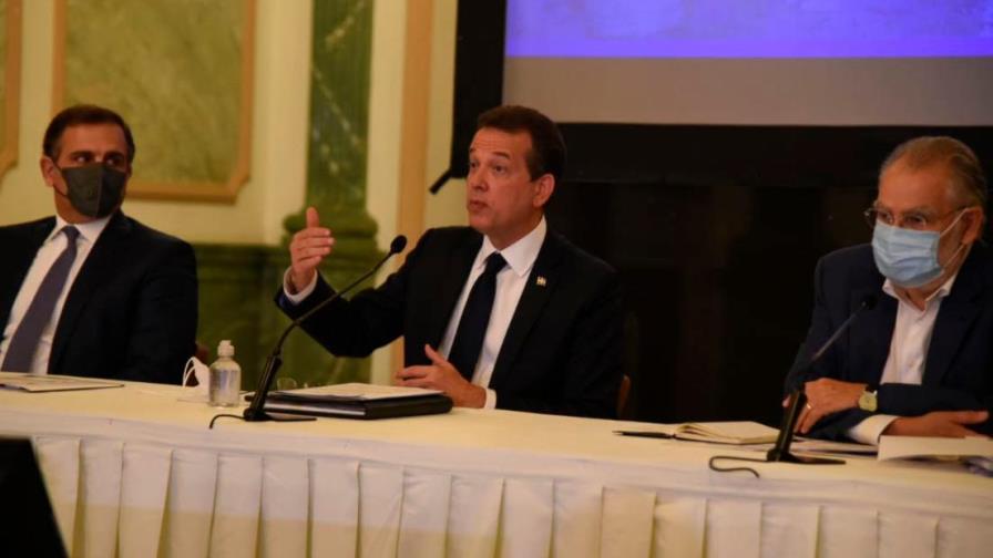 ¿Qué se ha hecho con los dos pesos adicionales al impuesto de los combustibles? 