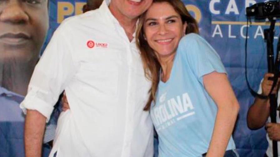 Ito Bisonó anuncia su apoyo a Carolina Mejía