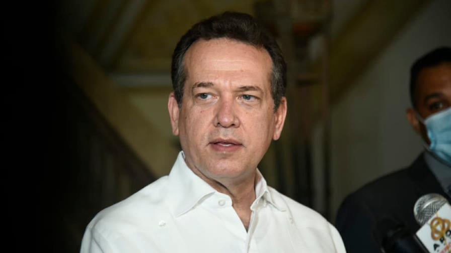 Ito Bisonó sobre cuándo bajarán los combustibles: sería como “una adivinanza” 