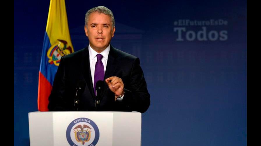 Ataque a instalación de Fuerza Aérea Colombiana deja una suboficial herida