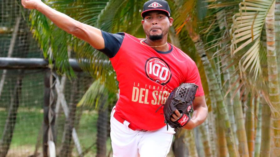 Nova busca volver desde el Escogido