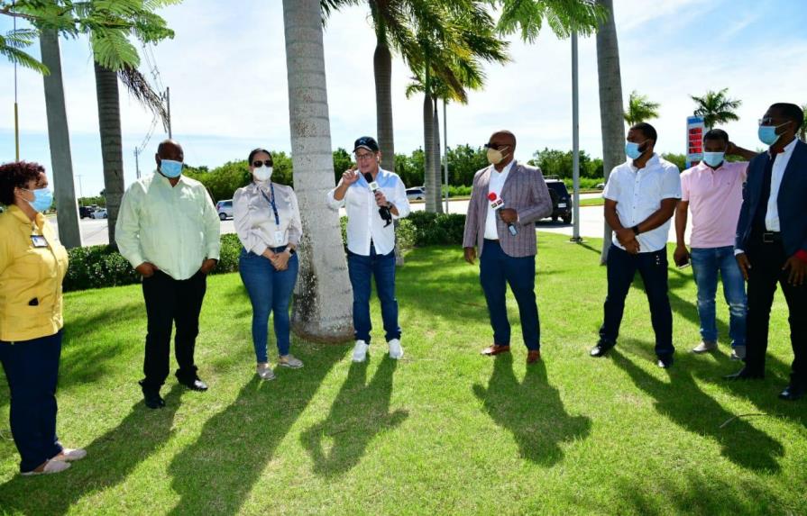 Iván Ruiz media en solución de conflicto en Punta Cana