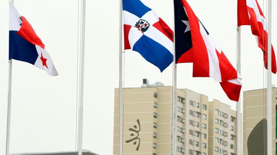 La bandera dominicana ya tiene su espacio en los Juegos Panamericanos
La bandera dominicana ya tiene su espacio La bandera dominicana ya tiene su espacio en los Juegos Panamericanos
La bandera dominicana ya tiene su espacio