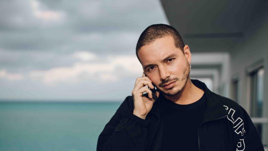 J Balvin confiesa está sufriendo otro episodio de depresión y ansiedad J Balvin confiesa está sufriendo otro episodio de depresión y ansiedad